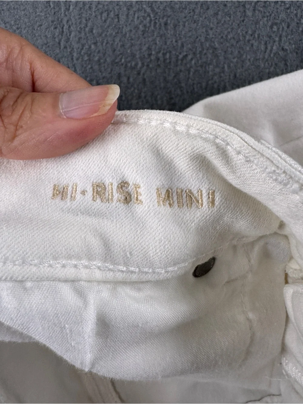 American‎ Eagle Next Level Stretch White Distressed Denim Mini Skirt Women's 10